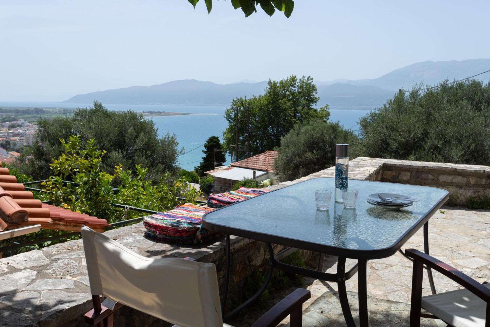 To Spiti Sto Castro Lägenhet Nafpaktos Exteriör bild